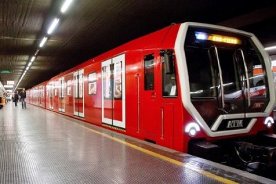 Nützlicher Reisefürer über die Rote U-Bahn